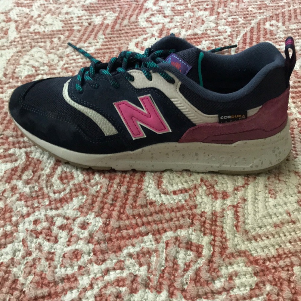 New Balance Women’s 997H Sneakers